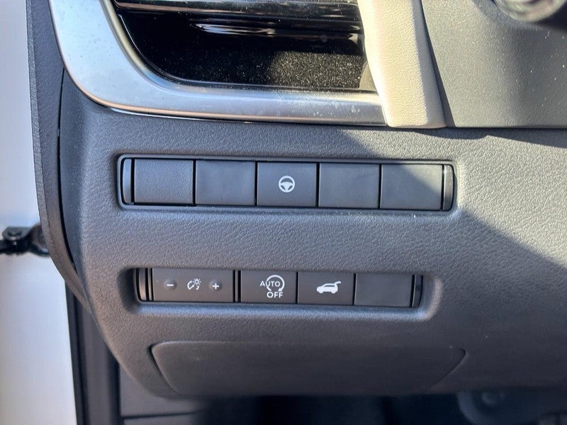 2023 Nissan Rogue AWD SL