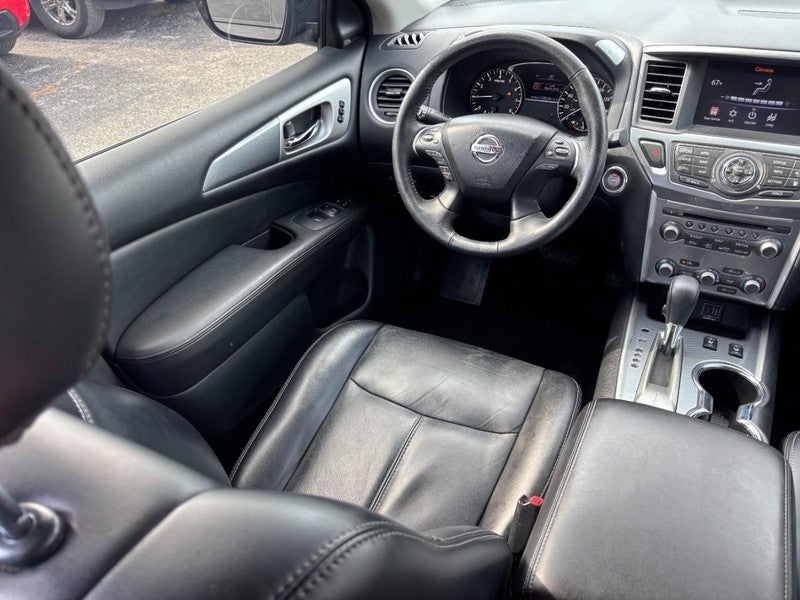 2019 Nissan Pathfinder FWD SL