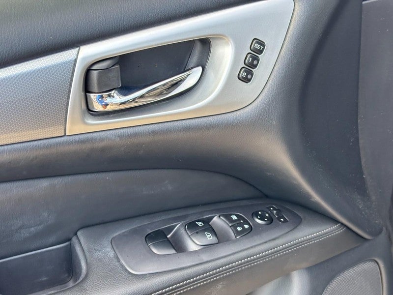 2019 Nissan Pathfinder FWD SL