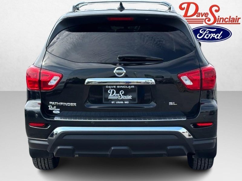 2019 Nissan Pathfinder FWD SL