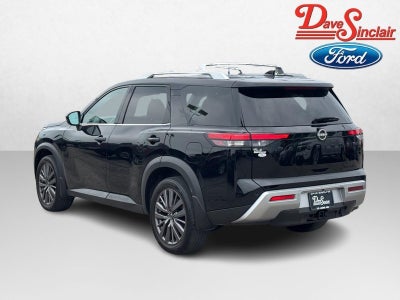 2023 Nissan Pathfinder SL 4WD