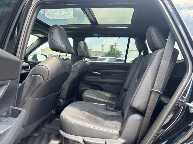 2026 Toyota Grand Highlander Hybrid MAX Platinum AWD (Natl)