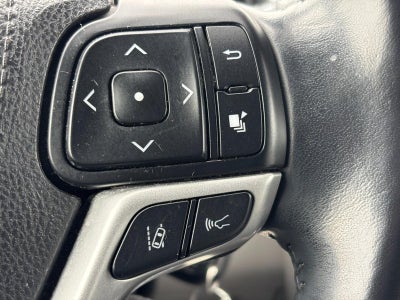 2017 Toyota Highlander LE V6 AWD (Natl)