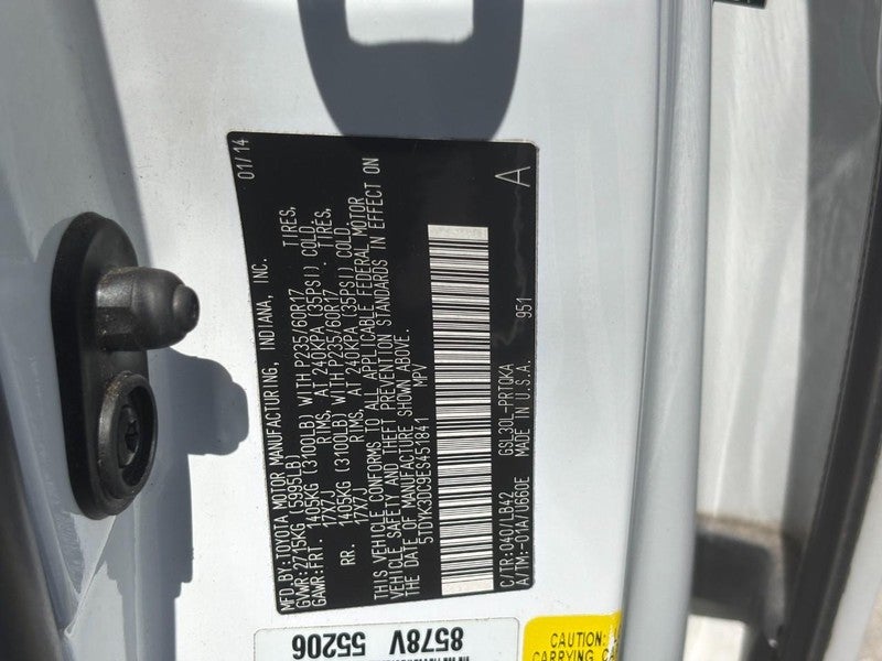2014 Toyota Sienna 5dr 8-Pass Van V6 XLE FWD (Natl)