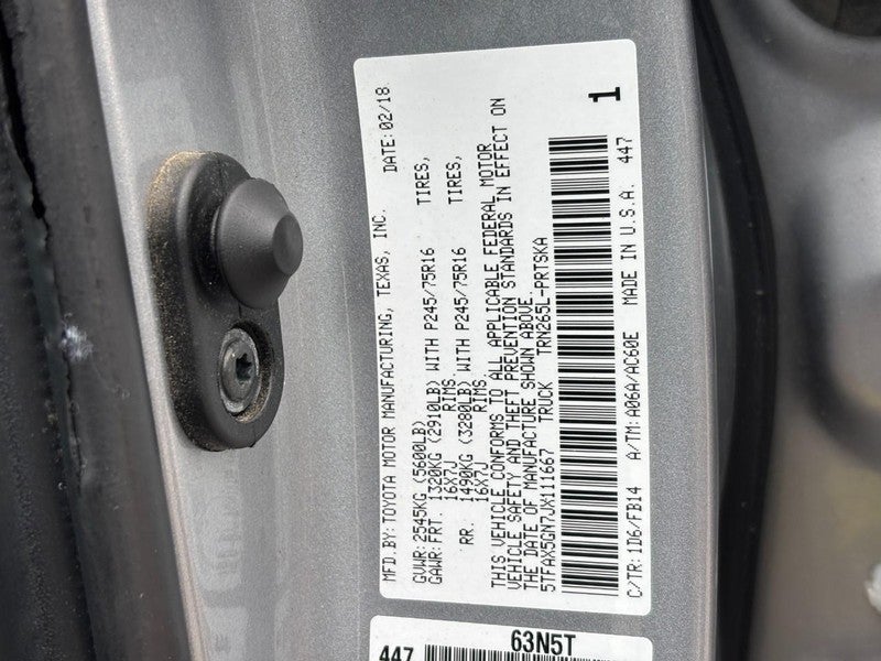 2018 Toyota Tacoma SR5 Double Cab 5' Bed I4 4x2 AT (Natl)