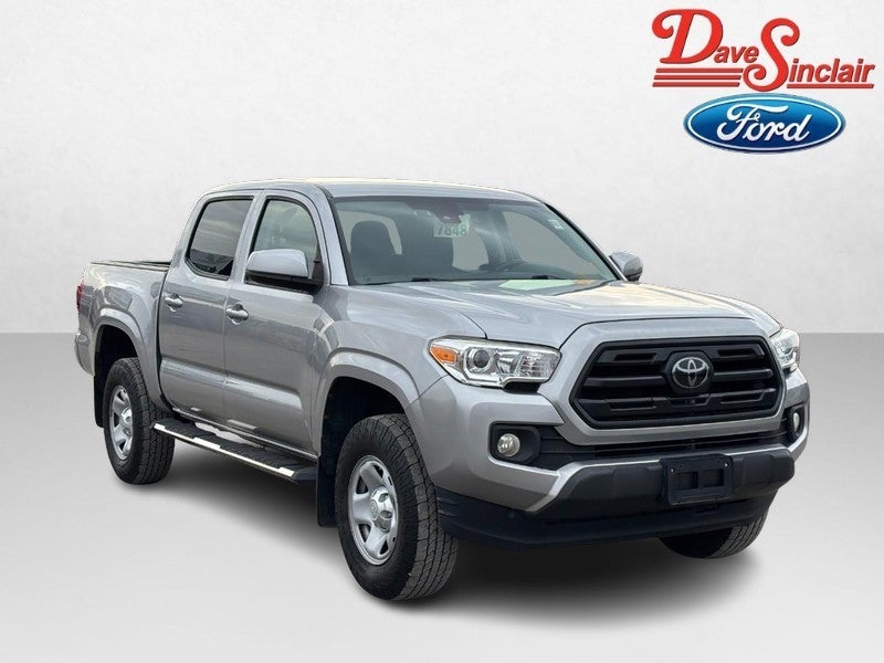 2018 Toyota Tacoma SR5 Double Cab 5' Bed I4 4x2 AT (Natl)