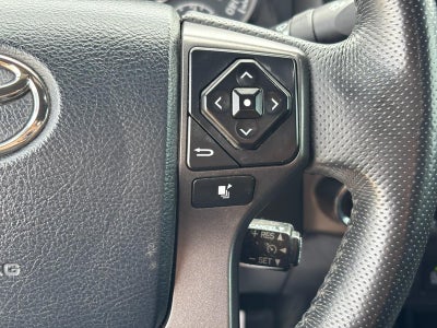 2017 Toyota Tacoma TRD Pro Double Cab 5' Bed V6 4x4 MT (Natl)