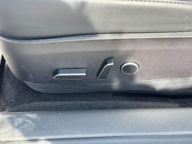 2023 Tesla Model 3 RWD