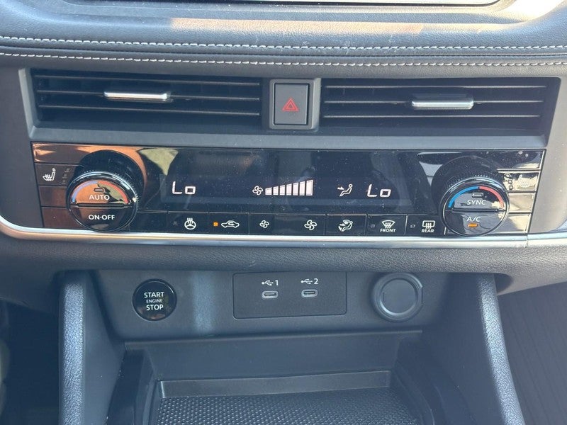 2024 Nissan Rogue AWD SV