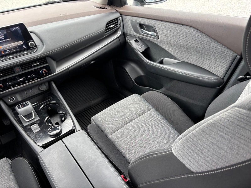 2023 Nissan Rogue AWD SV
