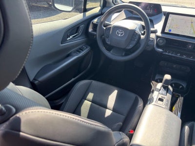 2026 Toyota Prius LE AWD (Natl)