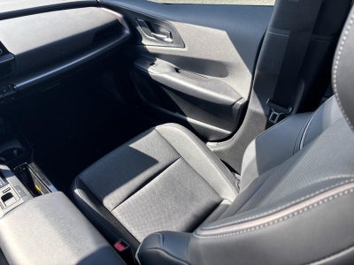 2026 Toyota Prius LE AWD (Natl)