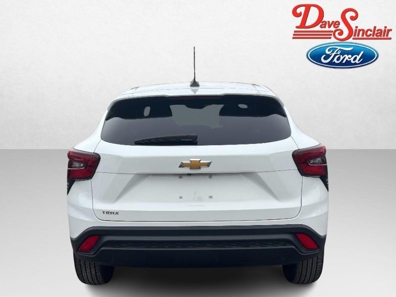 2025 Chevrolet Trax FWD 4dr LS