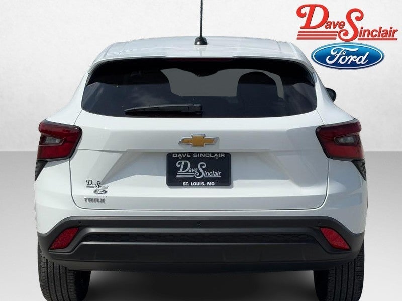 2026 Chevrolet Trax FWD 4dr LS