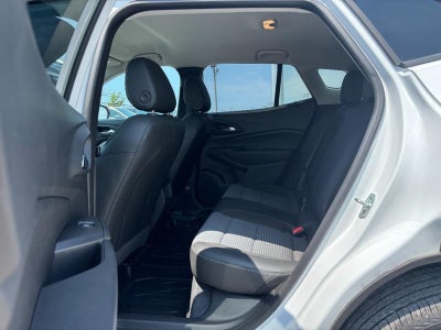 2025 Chevrolet Trax FWD 4dr LT