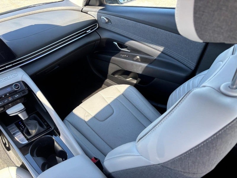 2024 Hyundai Elantra Hybrid Limited