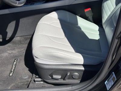 2024 Hyundai Elantra Hybrid Limited
