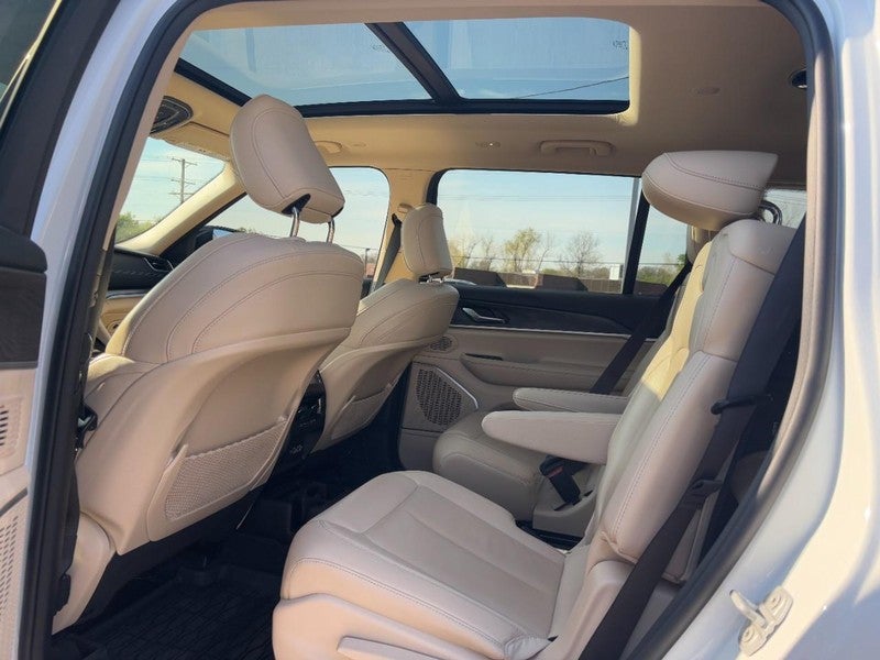 2022 Jeep Grand Cherokee L Limited 4x4