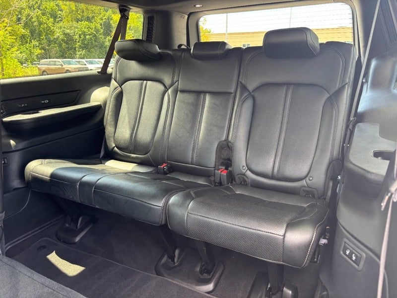 2023 Jeep Wagoneer L Series II 4x4