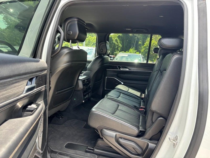 2023 Jeep Wagoneer L Series II 4x4