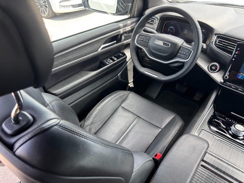 2023 Jeep Wagoneer L Series II 4x4