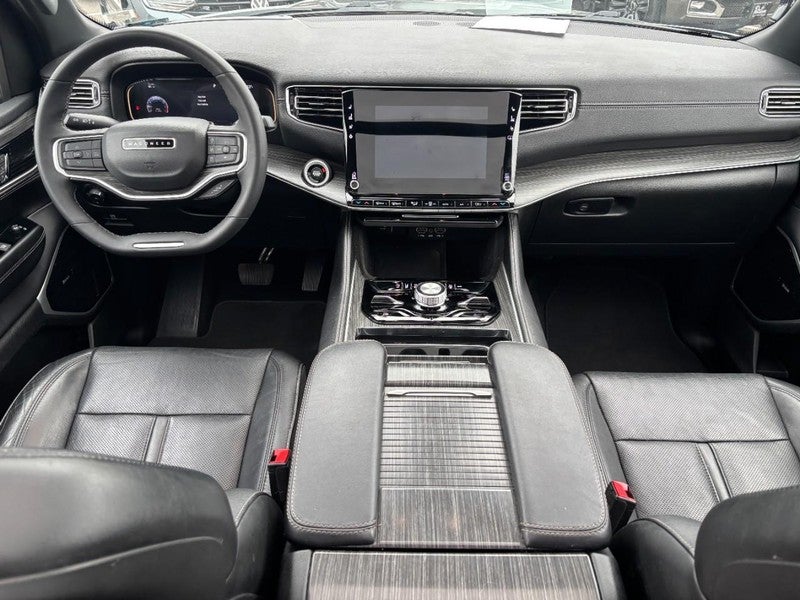 2023 Jeep Wagoneer L Series III 4x4