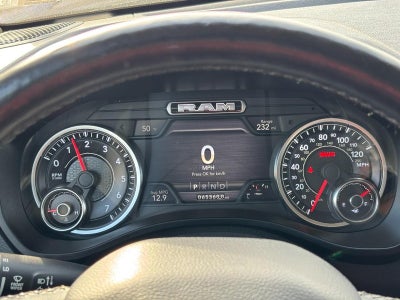 2019 RAM 1500 Laramie 4x4 Crew Cab 5'7" Box