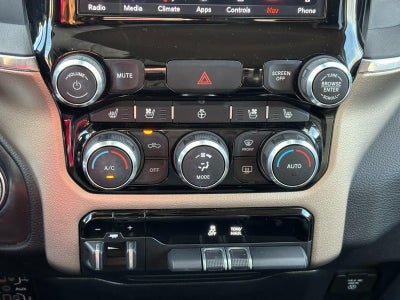 2019 RAM 1500 Laramie 4x4 Crew Cab 5'7" Box