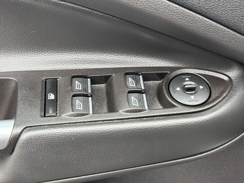 2017 Ford Escape Titanium FWD