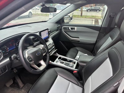 2023 Ford Explorer XLT 4WD
