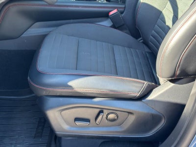 2025 Ford Explorer ST-Line 4WD