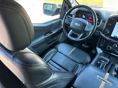 2022 Ford F-150 Platinum 4WD SuperCrew 5.5' Box