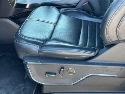 2022 Ford F-150 Platinum 4WD SuperCrew 5.5' Box