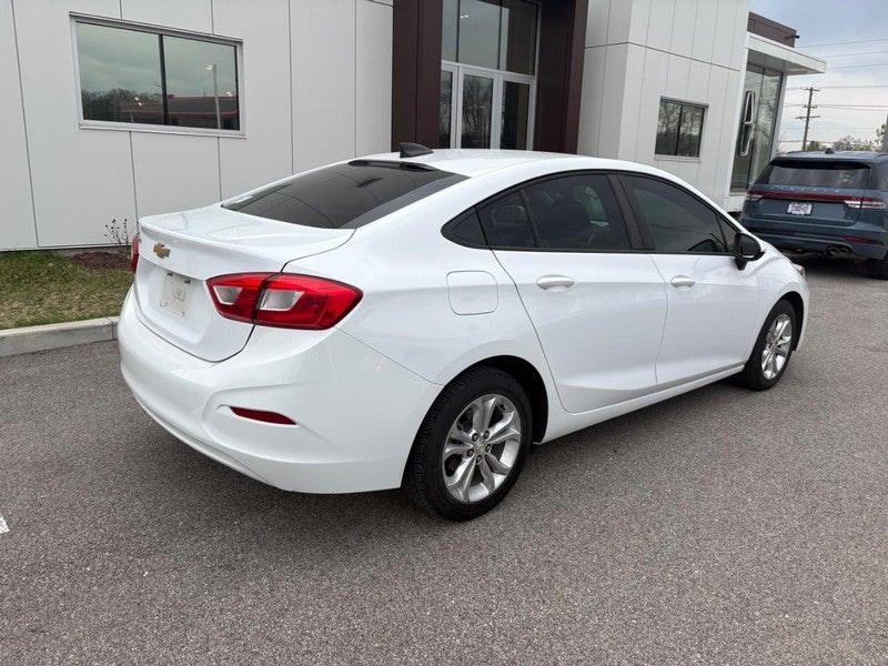 2019 Chevrolet Cruze 4dr Sdn LS
