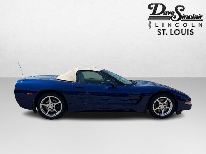 2004 Chevrolet Corvette 2dr Convertible