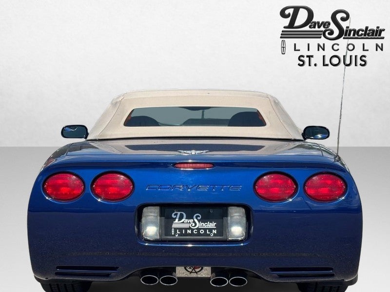 2004 Chevrolet Corvette 2dr Convertible