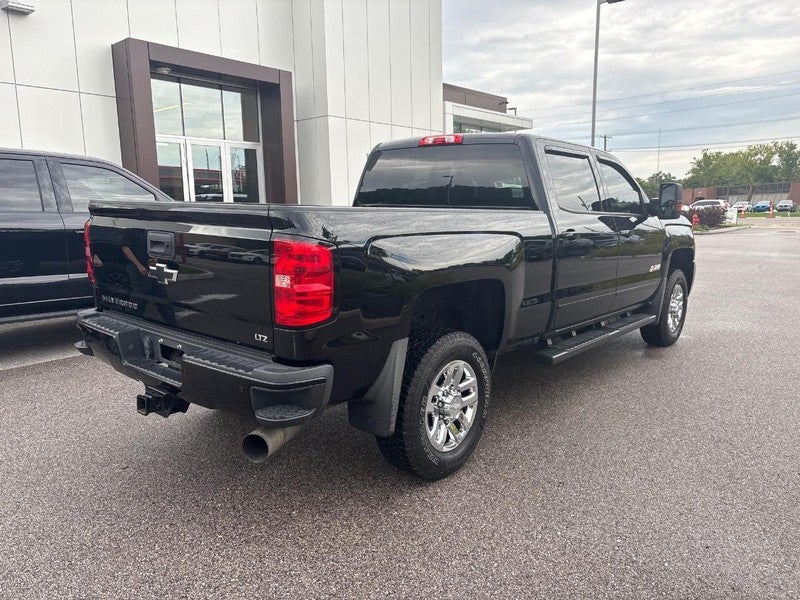 2019 Chevrolet Silverado 2500HD 4WD Crew Cab 153.7" LTZ