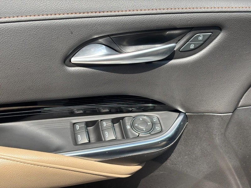 2024 Cadillac XT4 FWD 4dr Luxury