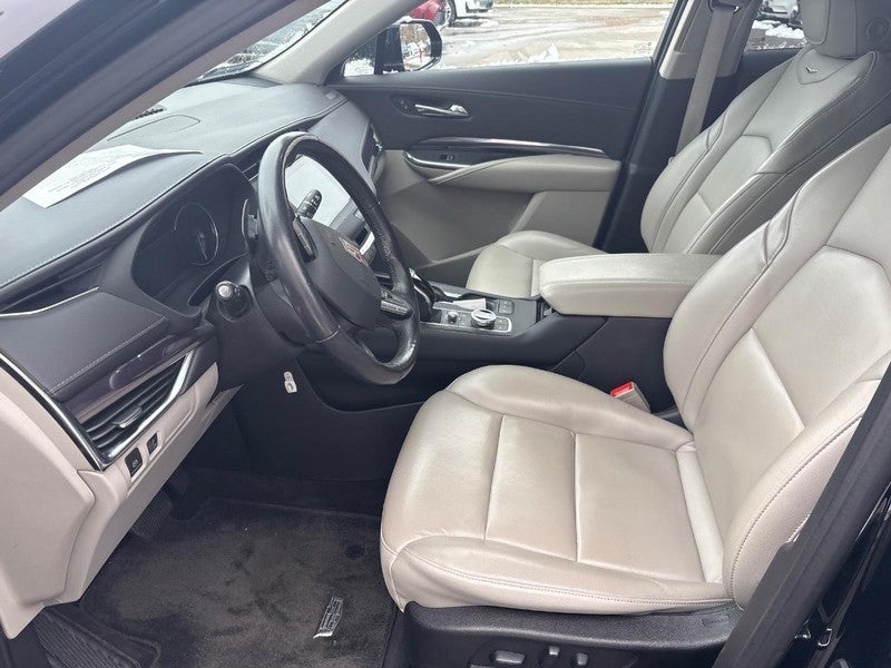 2021 Cadillac XT4 FWD 4dr Luxury