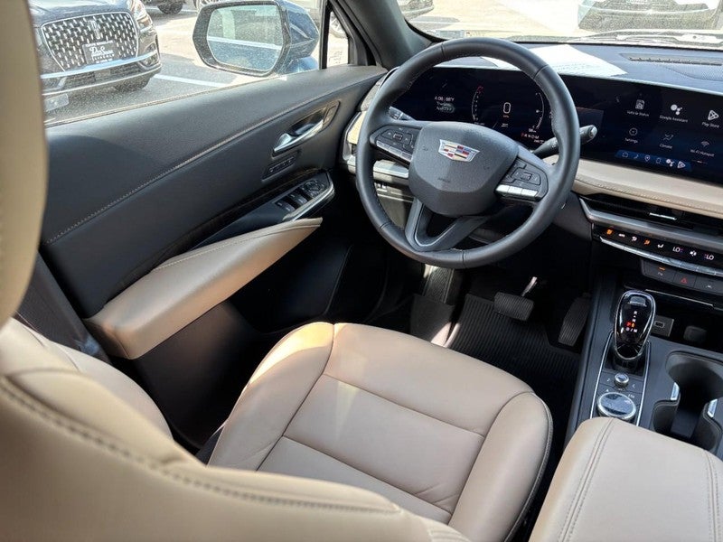 2024 Cadillac XT4 AWD 4dr Premium Luxury
