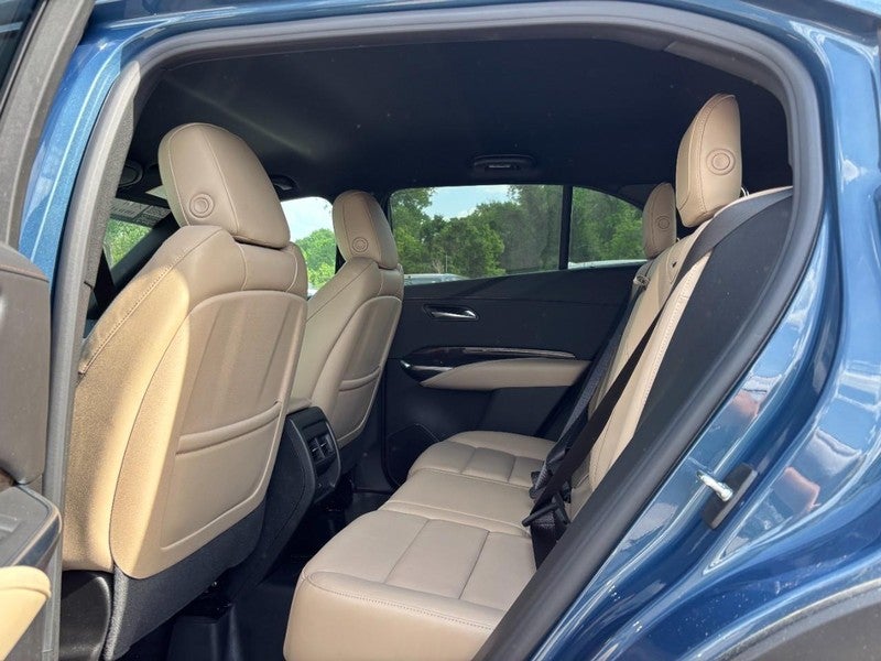 2024 Cadillac XT4 AWD 4dr Premium Luxury