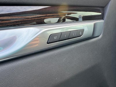 2025 Cadillac Escalade 4WD 4dr Premium Luxury