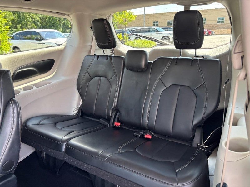 2024 Chrysler Pacifica Touring L FWD