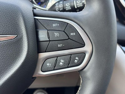 2024 Chrysler Pacifica Touring L FWD