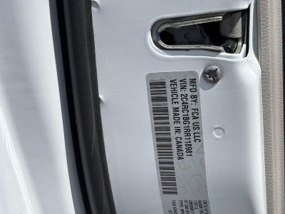 2024 Chrysler Pacifica Touring L FWD