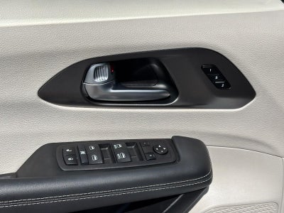 2024 Chrysler Pacifica Hybrid Select FWD