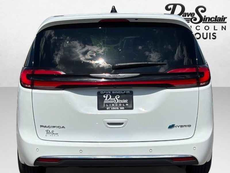 2024 Chrysler Pacifica Hybrid Select FWD