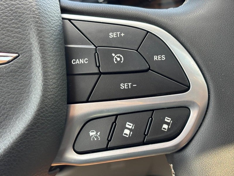 2024 Chrysler Pacifica Limited AWD