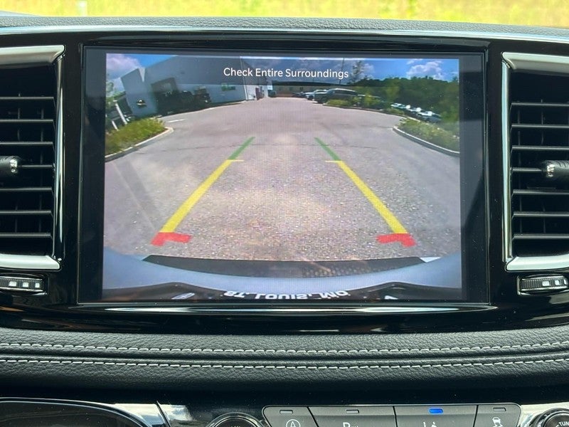 2024 Chrysler Pacifica Limited AWD