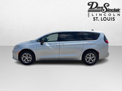 2024 Chrysler Pacifica Limited AWD